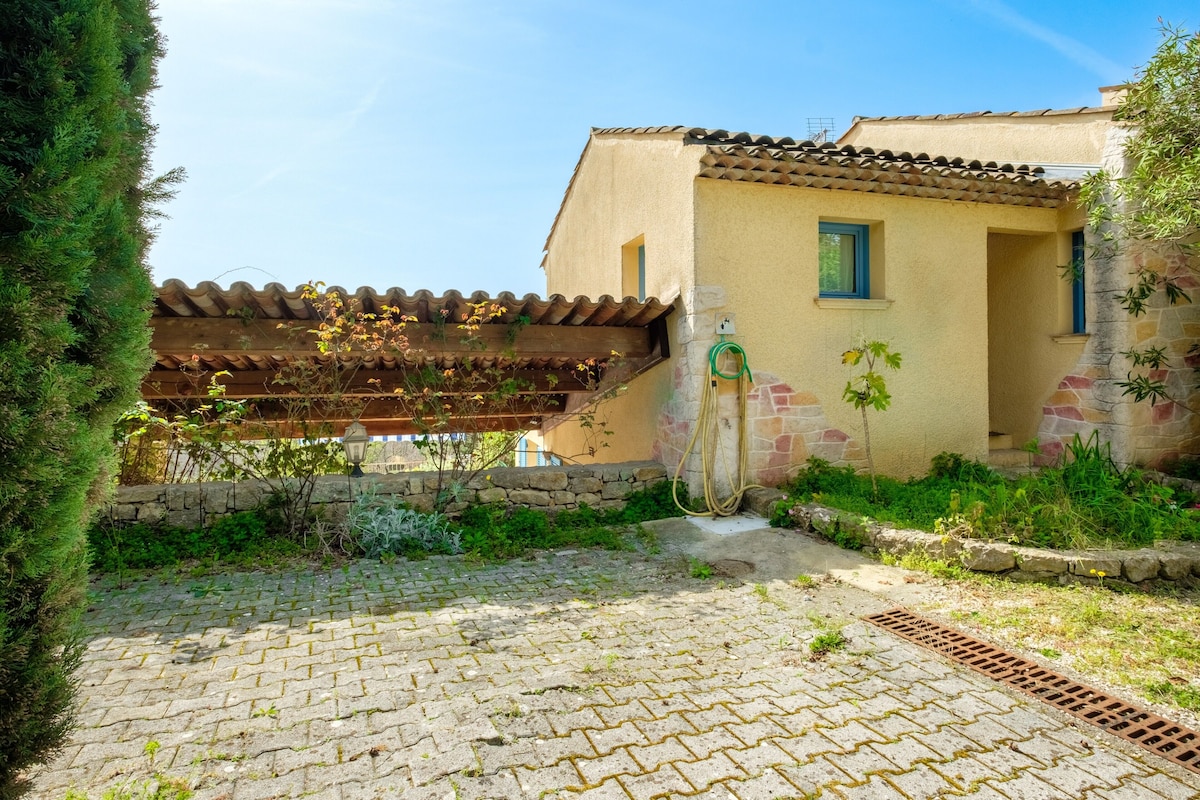 Villa "Numéro 2" 3