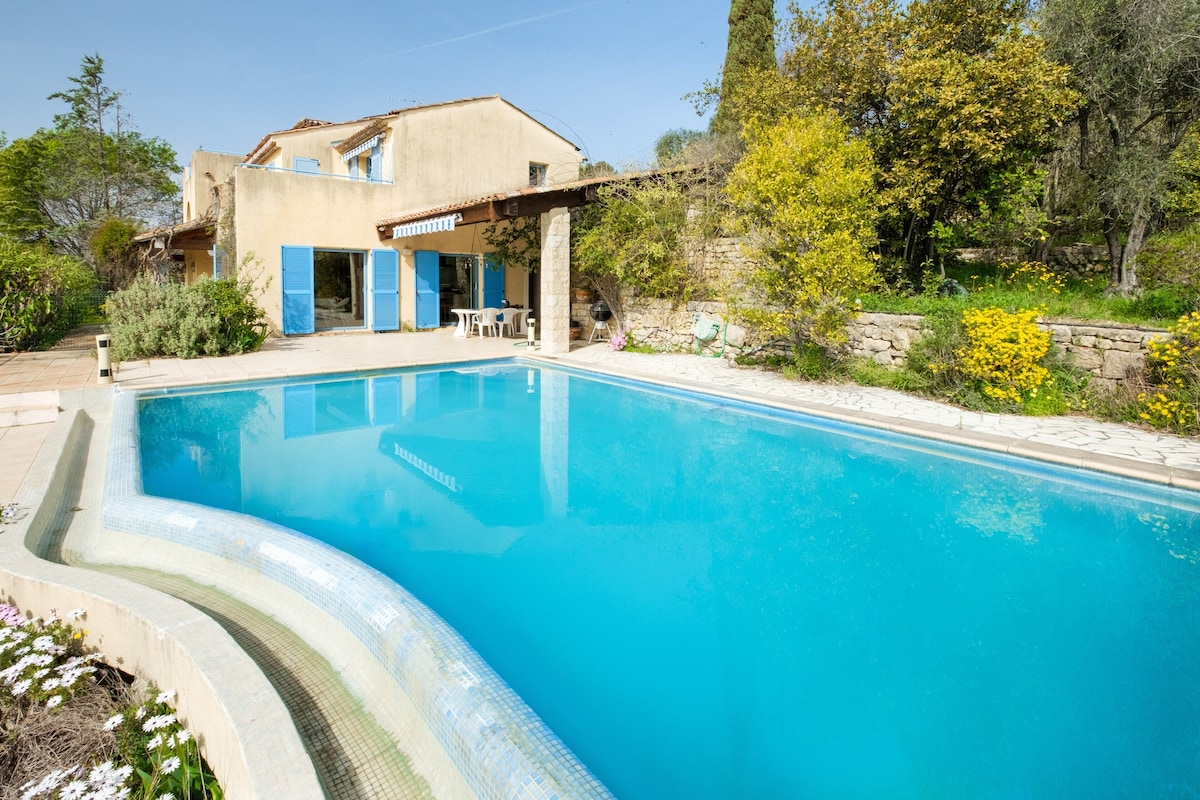 Villa "Numéro 2"