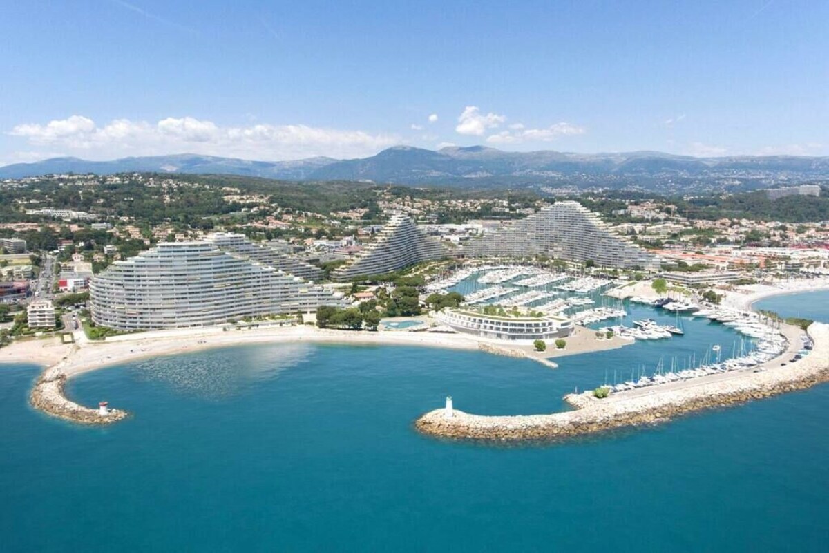 Port Marina Baie des Anges 4