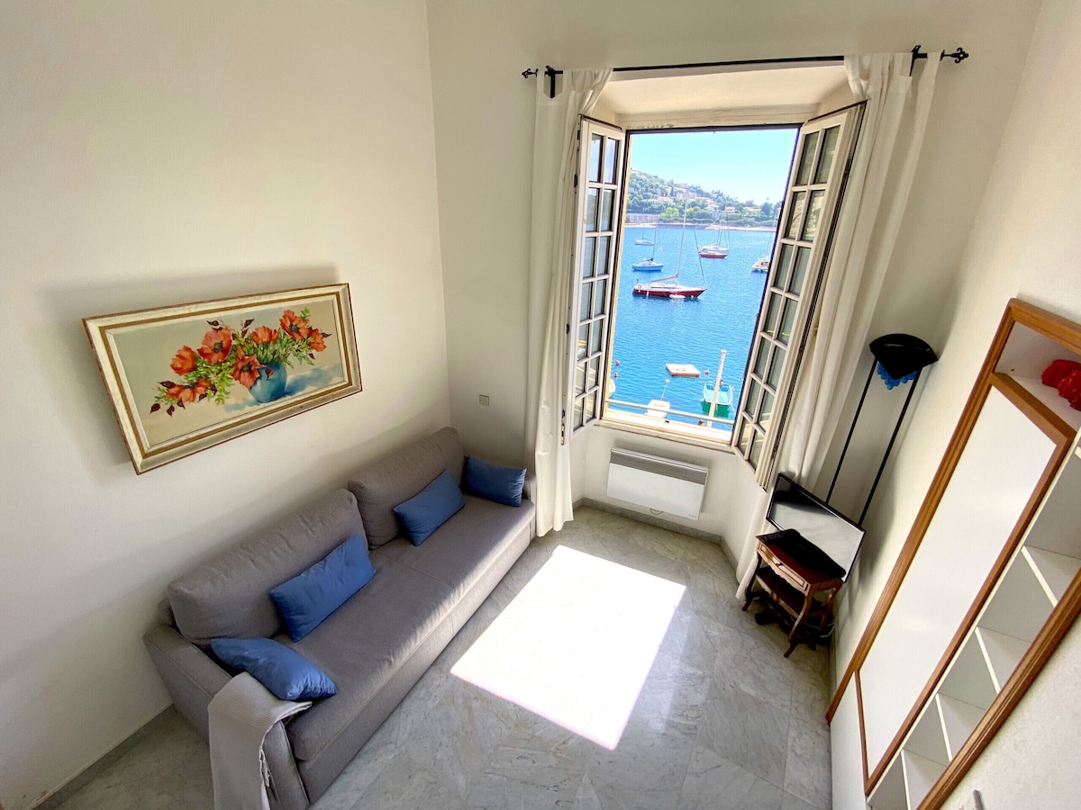 MARINE AP4445 By Riviera Holiday Homes 3