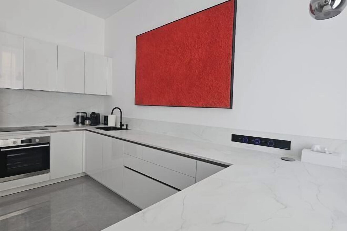 Paganini apt 5