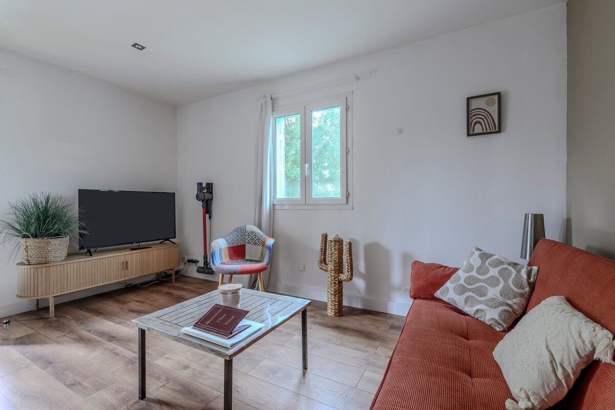Mazet Avec Terrasse Et Clim 5