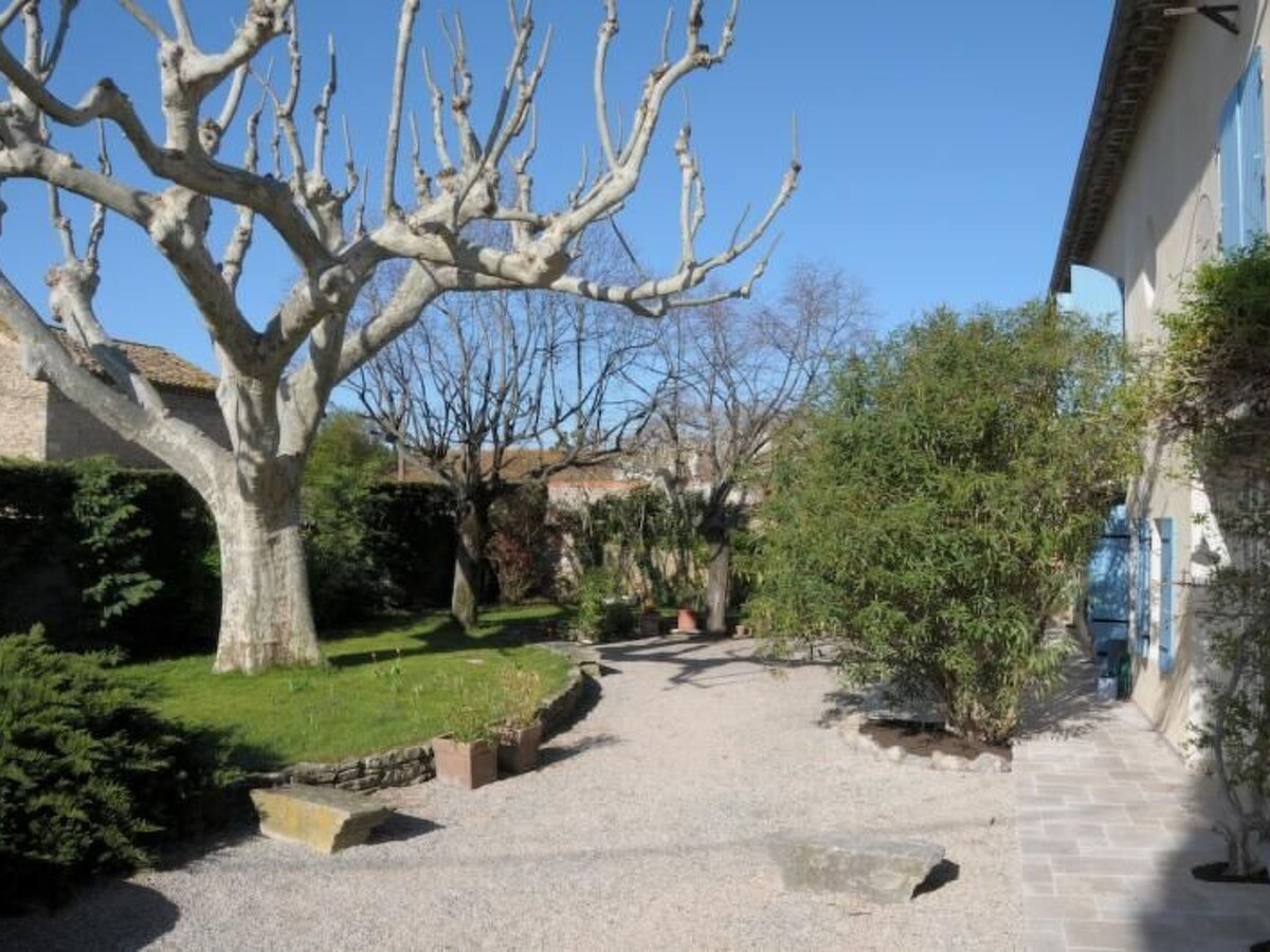 Bauernhaus mit Garten und Pool mit Bergblick 2