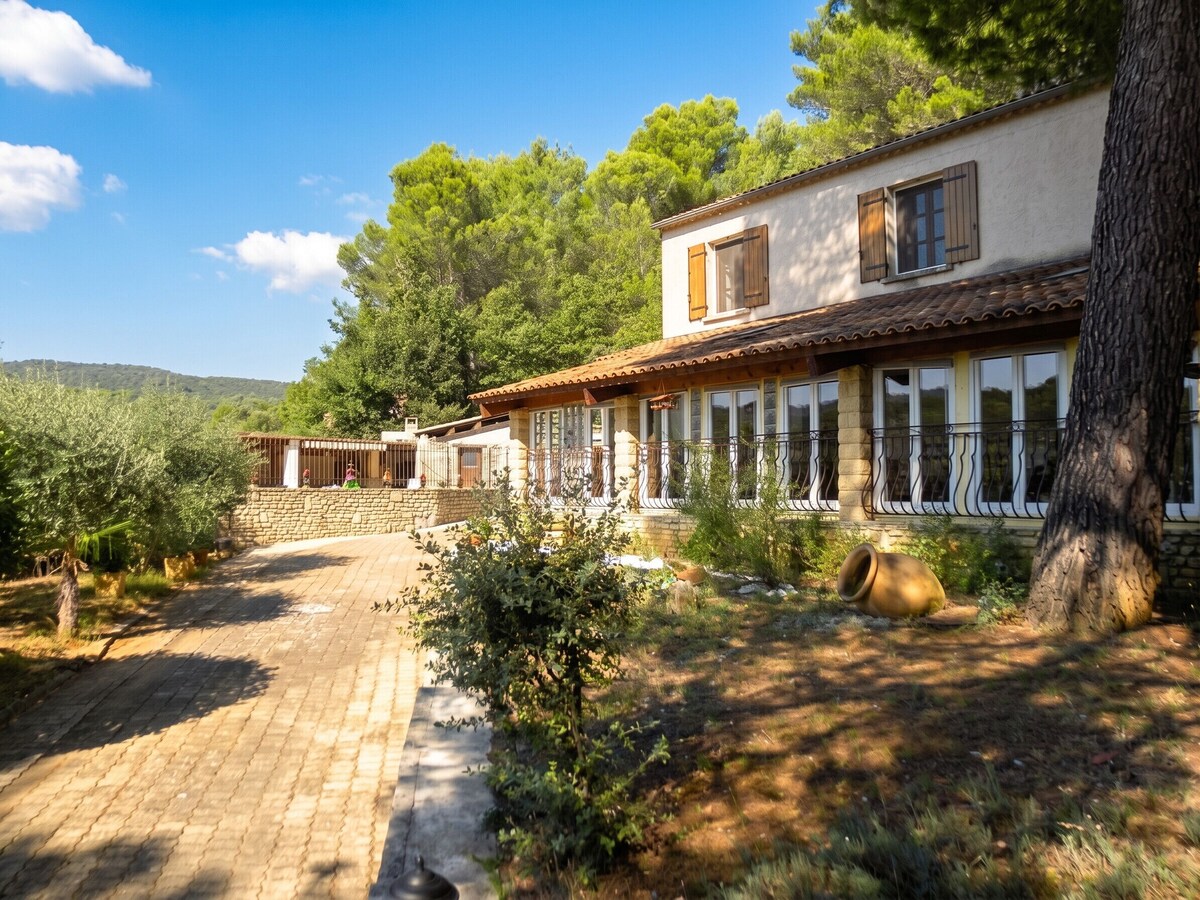 Homerez - Villa à Lioux 2