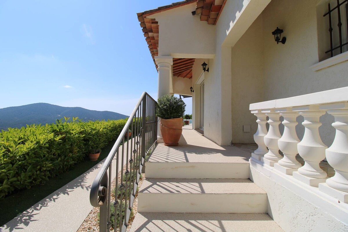 Domaine de Valcros 2