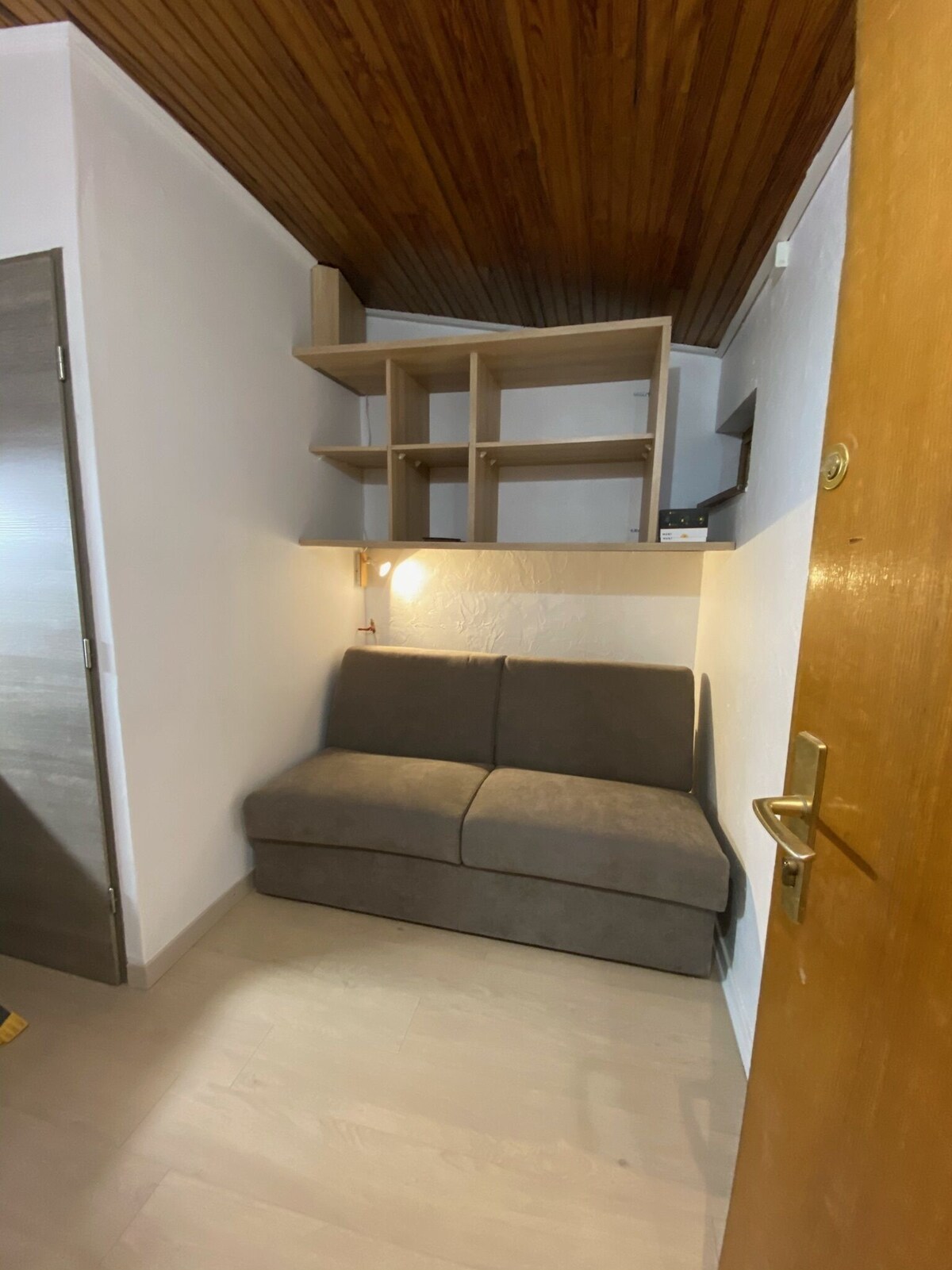 STUD'HOTEL 5