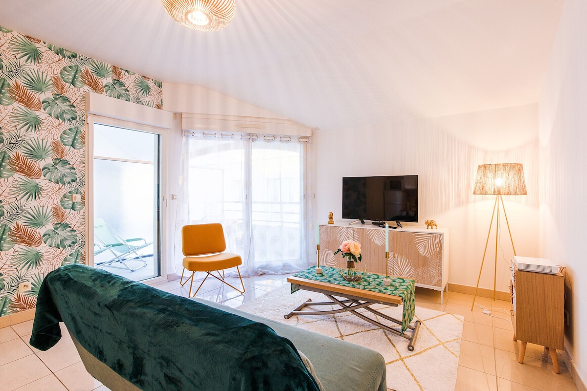 PALAIS LIBERTE IV AP4253 By Riviera Holiday Homes