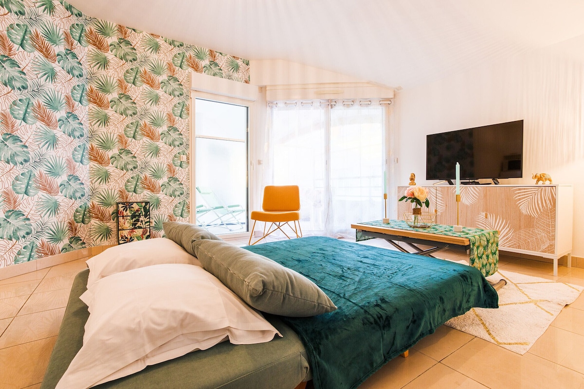 PALAIS LIBERTE IV AP4253 By Riviera Holiday Homes 2